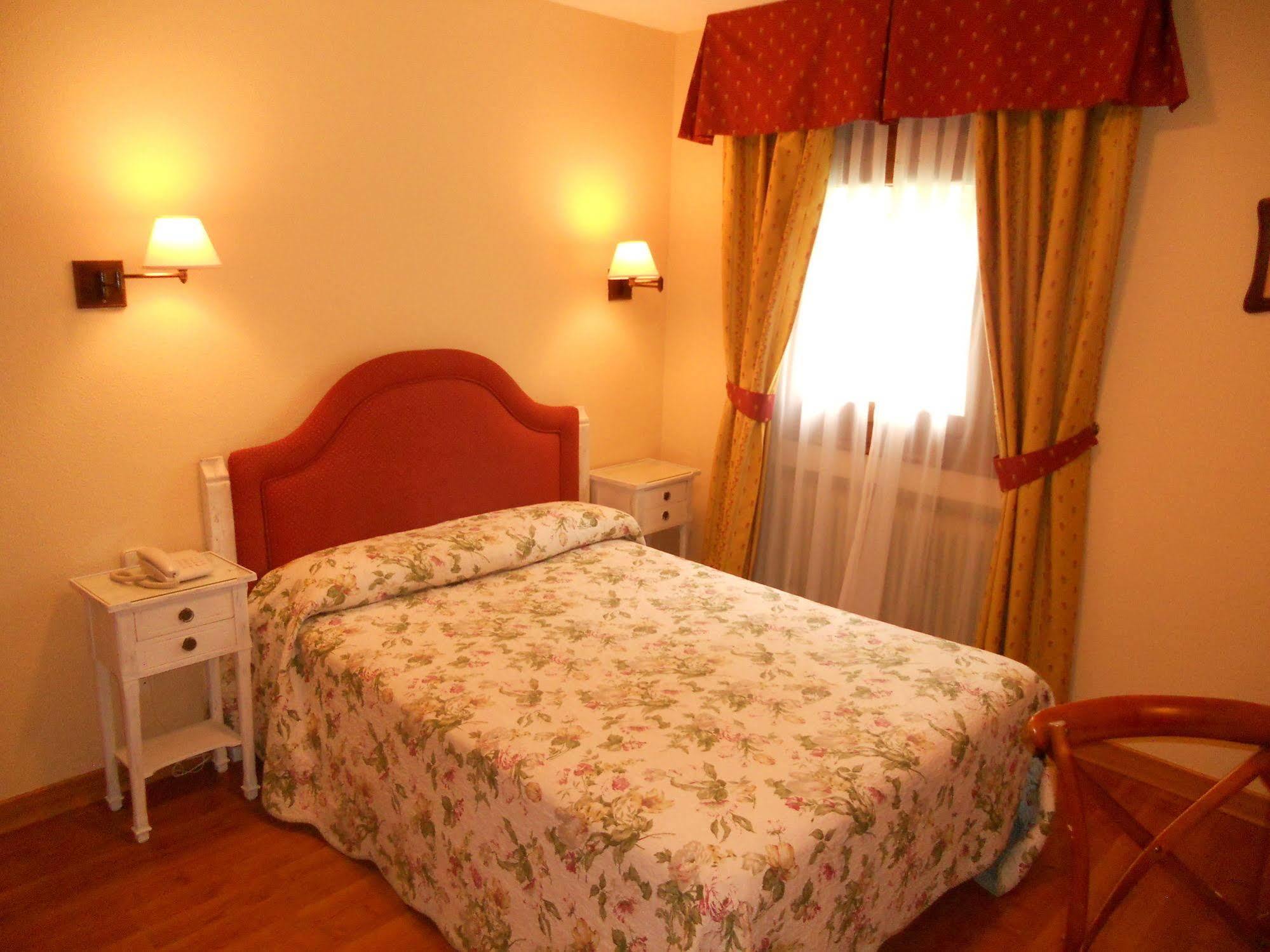 Hotel Rural Las Postas Navacerrada Ngoại thất bức ảnh